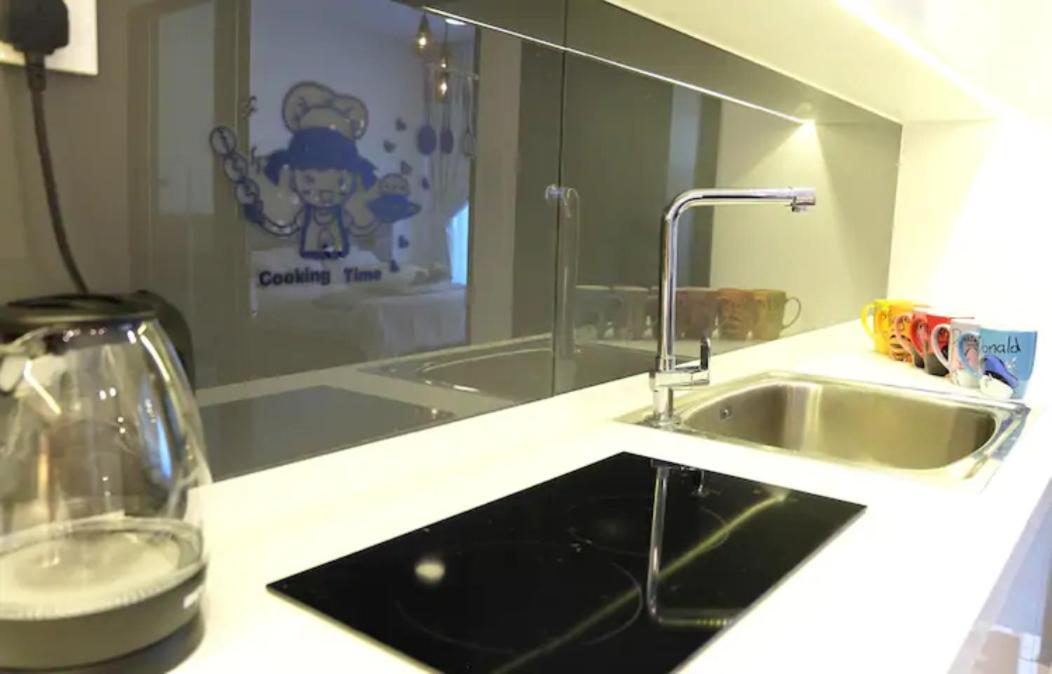 Almas Puteri Harbour Nusajaya Suite Room Exclusive Room 5 Min To Legoaland By Homespace Exteriör bild